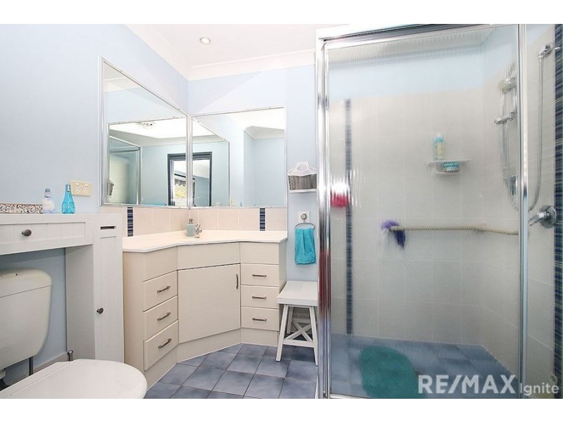 6 102A MOORES POCKET ROAD, Moores Pocket QLD 4305