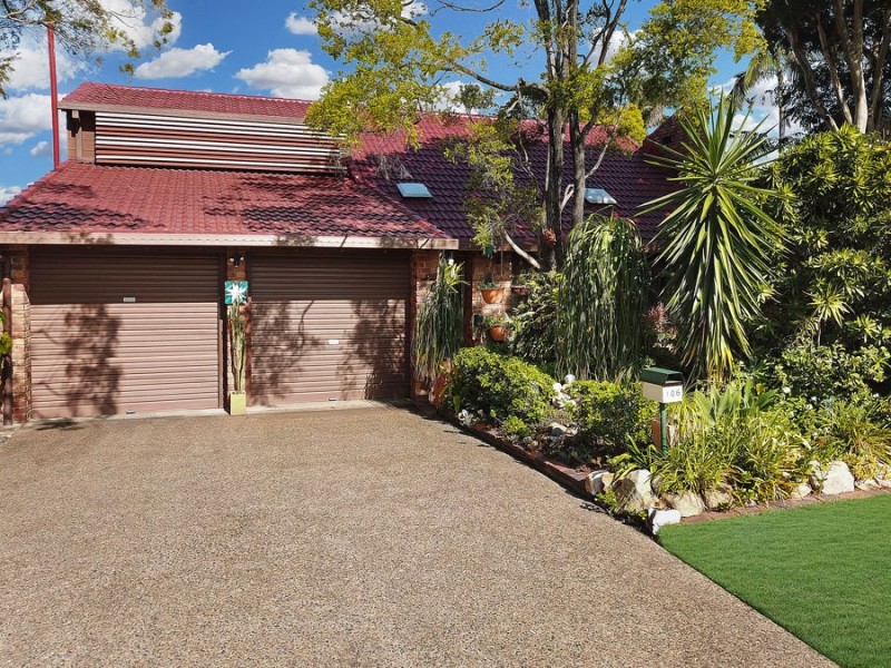 106 COLONSAY STREET, Middle Park QLD 4074