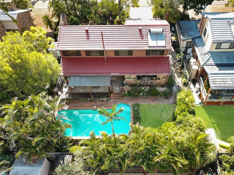 106 COLONSAY STREET, Middle Park QLD 4074