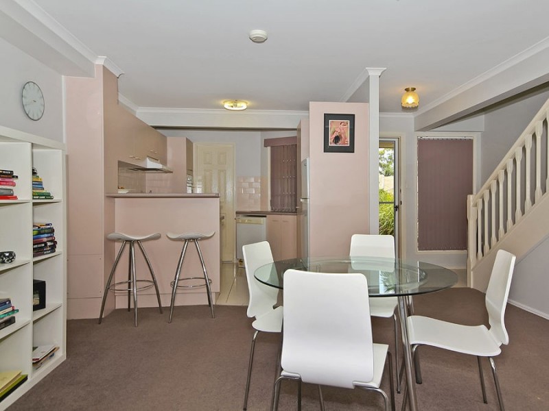 4/302 COLLEGE ROAD, Karana Downs QLD 4306