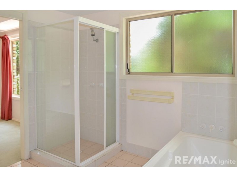 32 Sealark Cove, Karalee QLD 4306