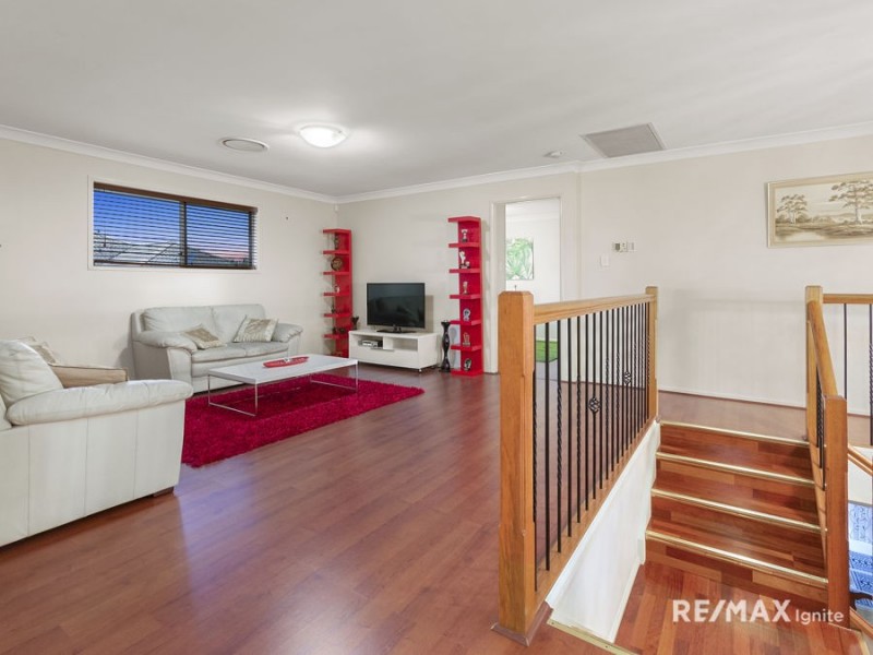 9 Chevron Close, Forest Lake QLD 4078