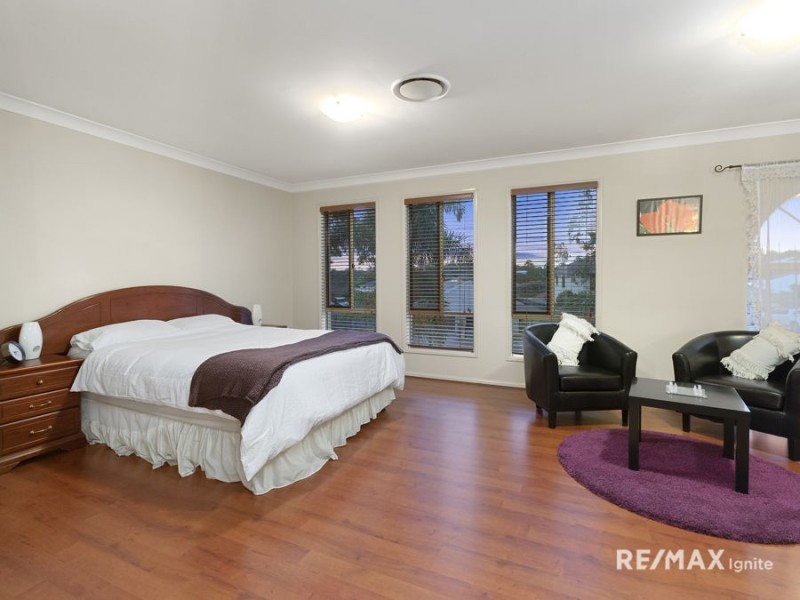 9 Chevron Close, Forest Lake QLD 4078