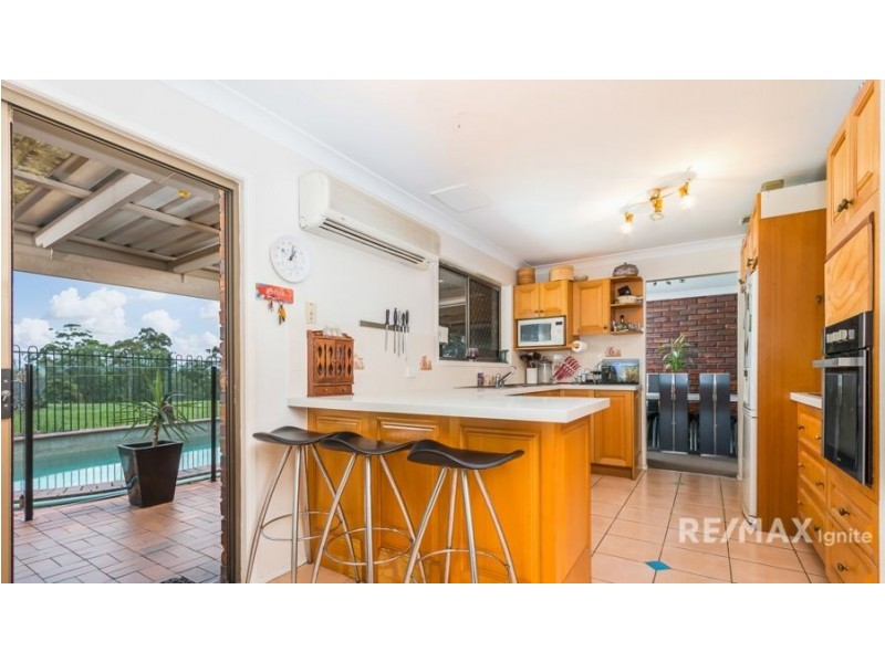 61 PROSSER STREET, Riverhills QLD 4074