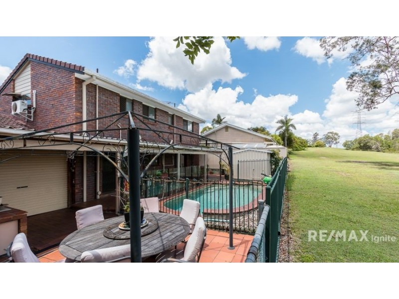 61 PROSSER STREET, Riverhills QLD 4074