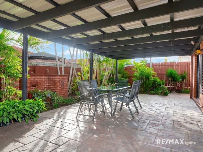 61 Lakeside Crescent, Forest Lake QLD 4078