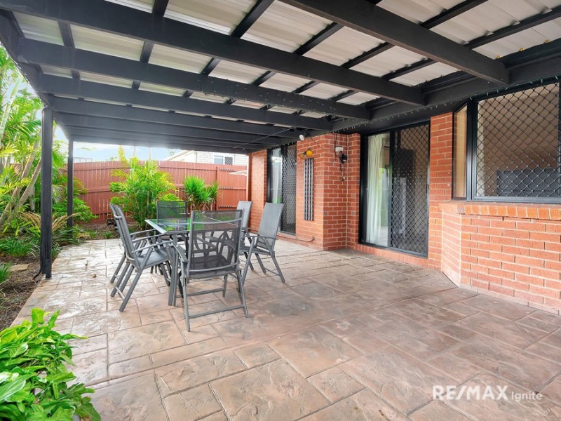 61 Lakeside Crescent, Forest Lake QLD 4078