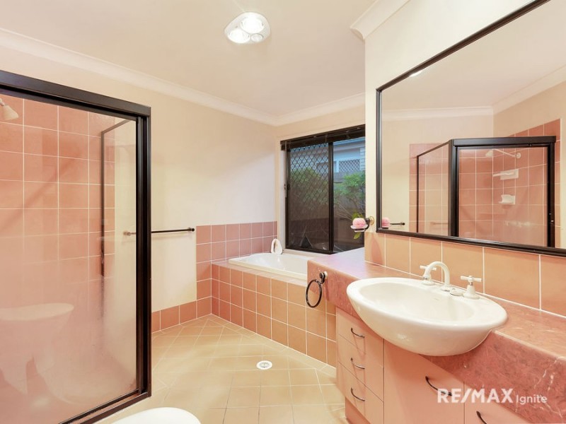 61 Lakeside Crescent, Forest Lake QLD 4078