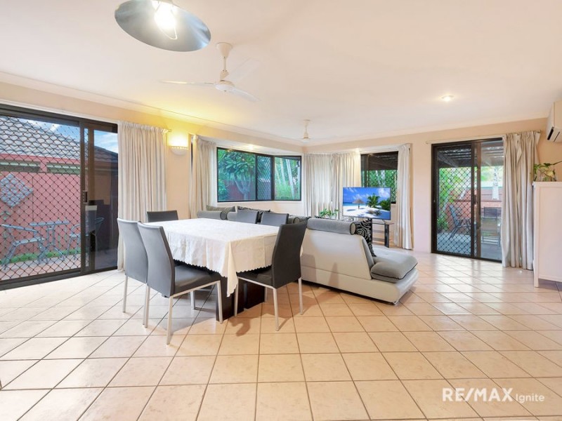 61 Lakeside Crescent, Forest Lake QLD 4078