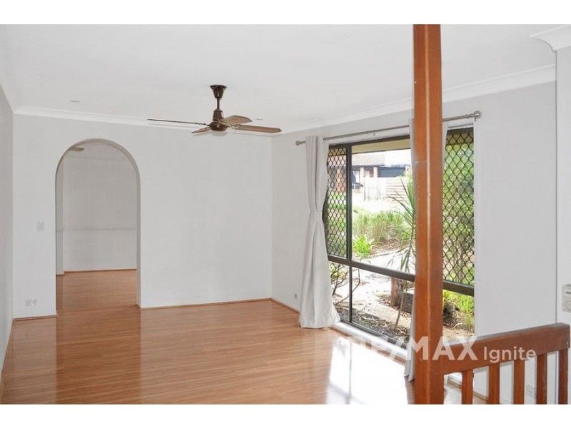 52 PALUNA STREET, Riverhills QLD 4074