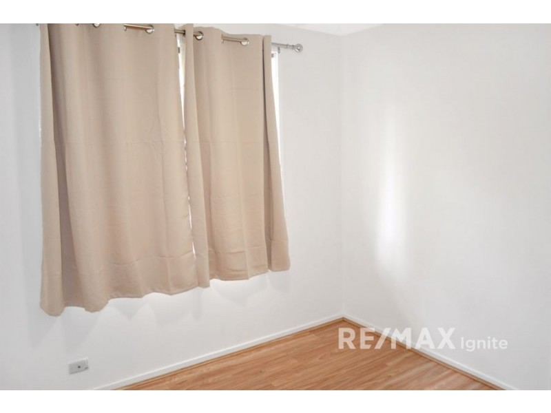 52 PALUNA STREET, Riverhills QLD 4074