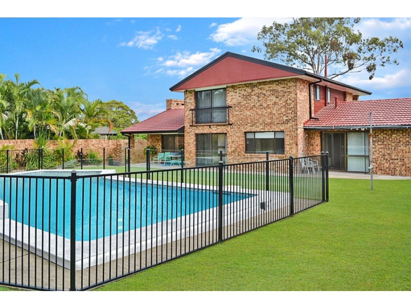 23 CLUTHA STREET, Westlake QLD 4074