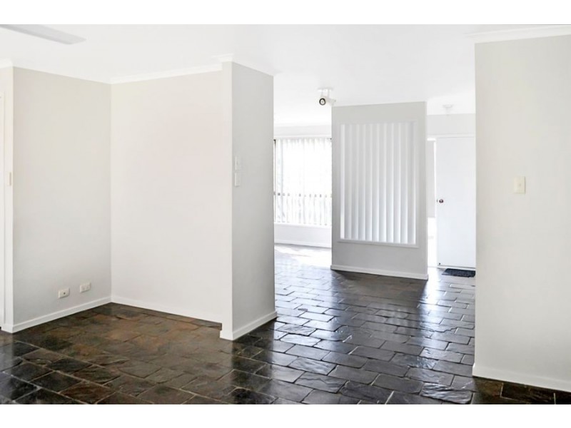 33 Estate Rd, Middle Park QLD 4074