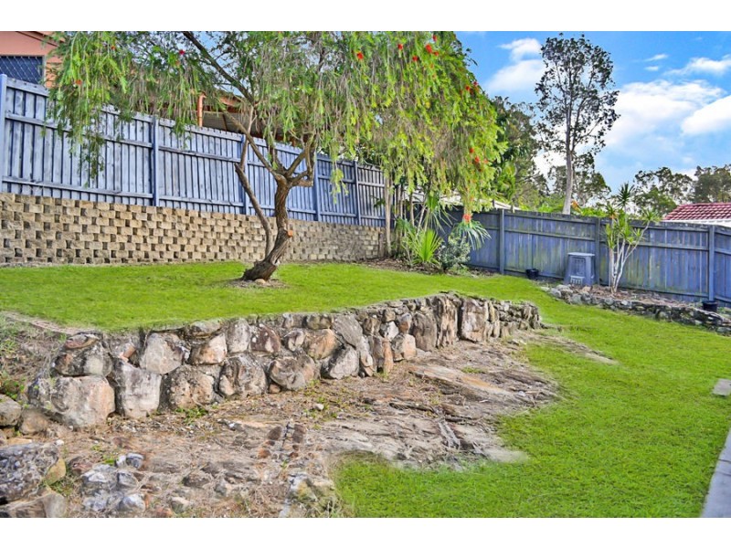 33 Estate Rd, Middle Park QLD 4074