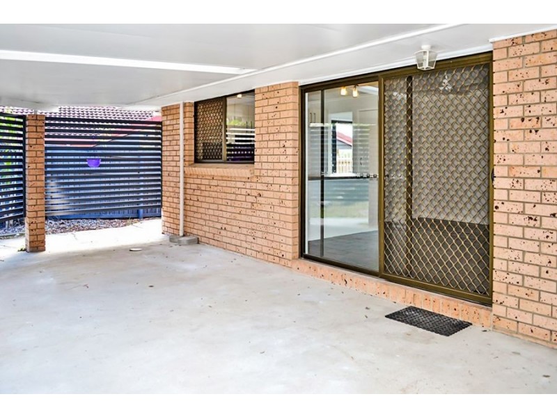 33 Estate Rd, Middle Park QLD 4074