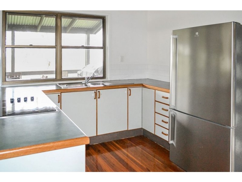 172 BLACKWALL ROAD, Chuwar QLD 4306