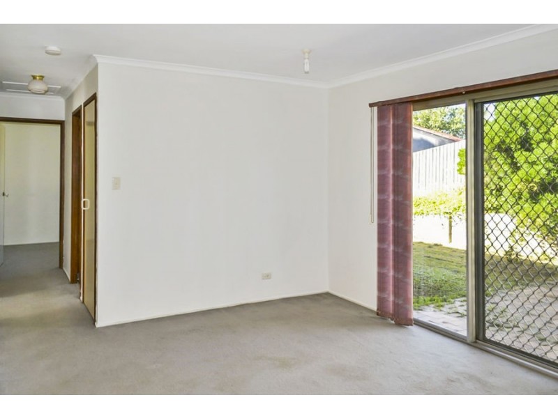 24 Ebrill Street, Jamboree Heights QLD 4074