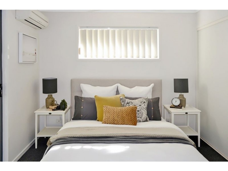 61/250 Sumners Road, Riverhills QLD 4074