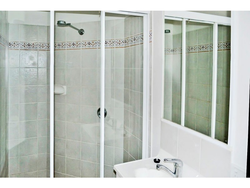 61/250 Sumners Road, Riverhills QLD 4074