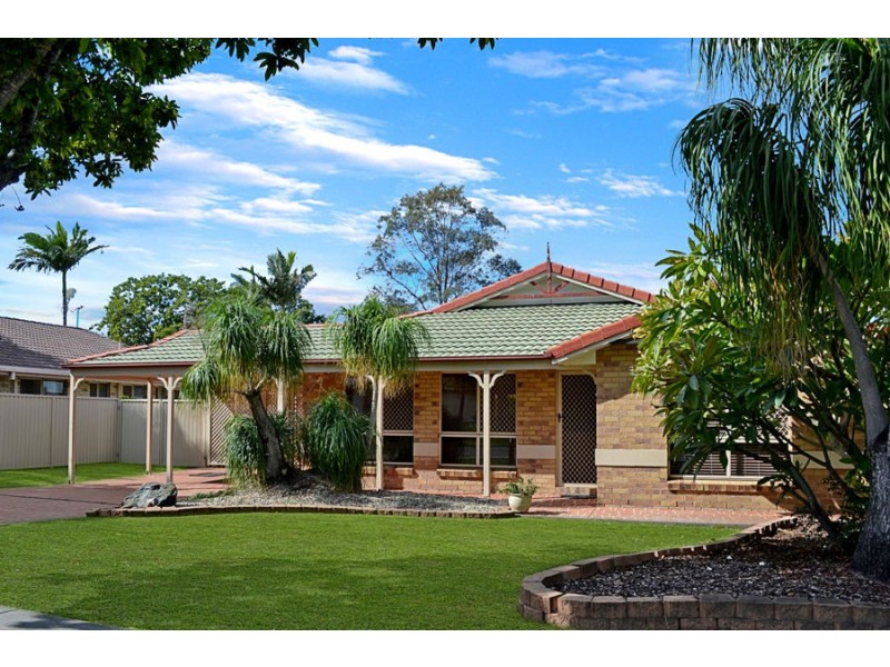 215 DORVILLE ROAD, Carseldine QLD 4034