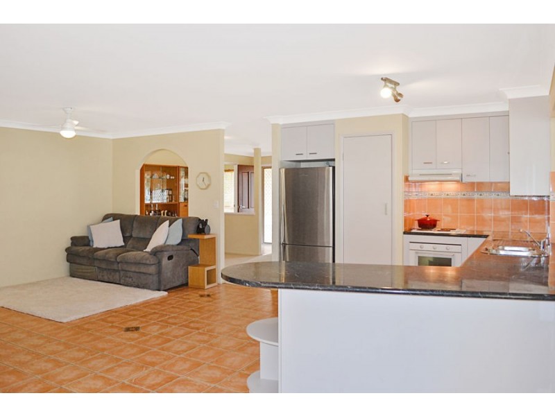 215 DORVILLE ROAD, Carseldine QLD 4034