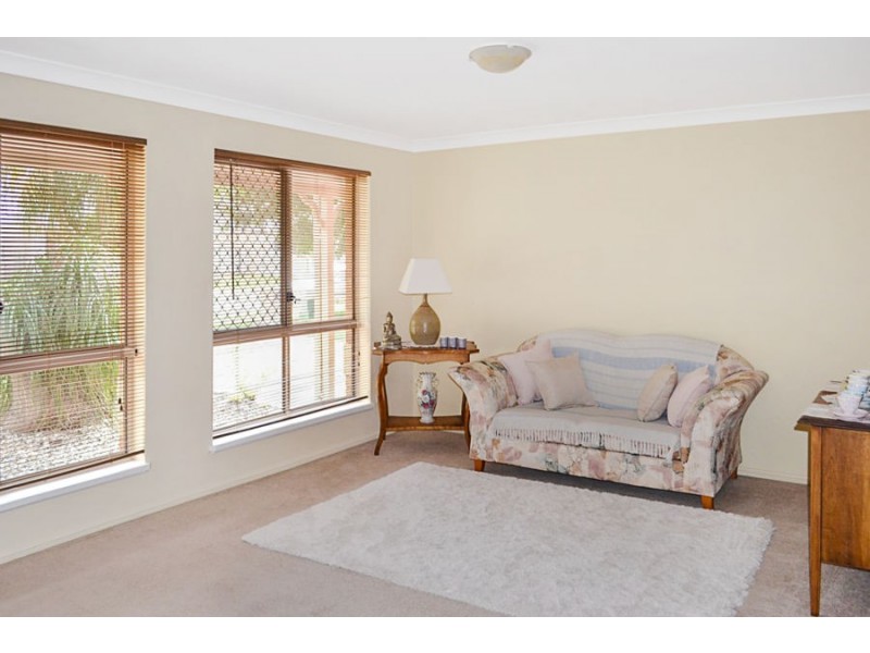 215 DORVILLE ROAD, Carseldine QLD 4034