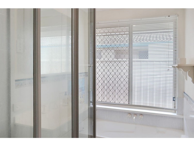 215 DORVILLE ROAD, Carseldine QLD 4034