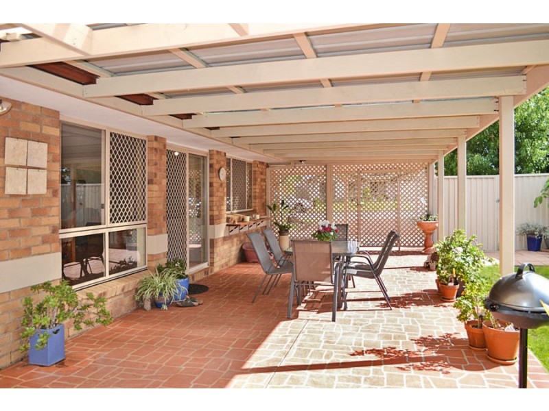 215 DORVILLE ROAD, Carseldine QLD 4034