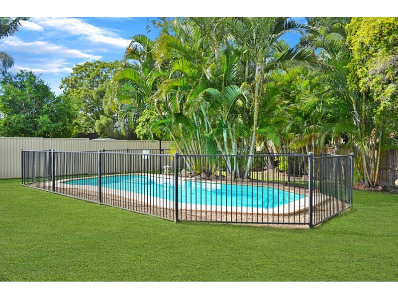 215 DORVILLE ROAD, Carseldine QLD 4034