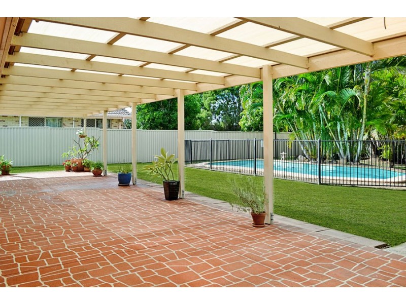 215 DORVILLE ROAD, Carseldine QLD 4034