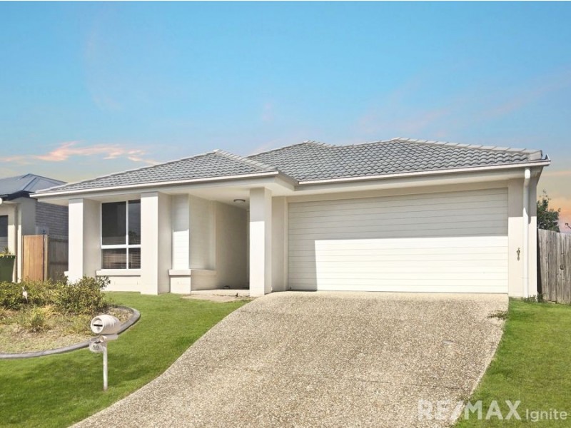 59 Valentine Circuit, Augustine Heights QLD 4300