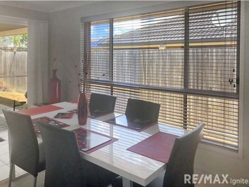 59 Valentine Circuit, Augustine Heights QLD 4300