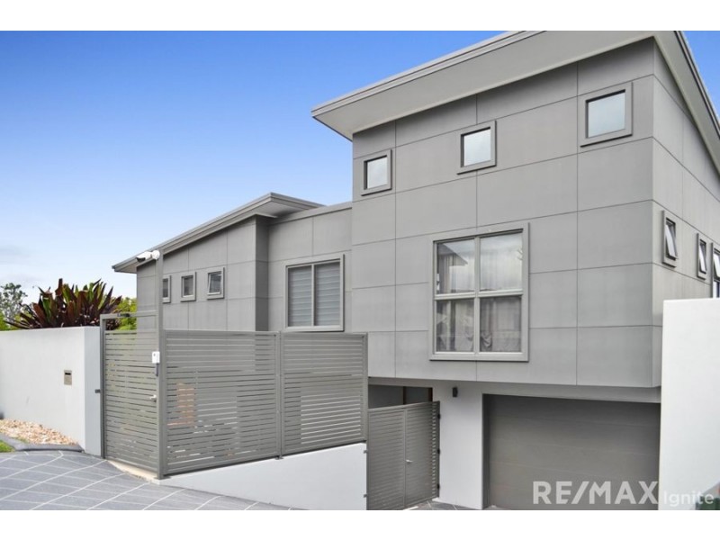 Mount Ommaney QLD 4074