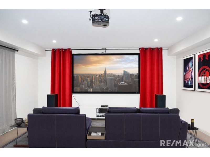 Mount Ommaney QLD 4074