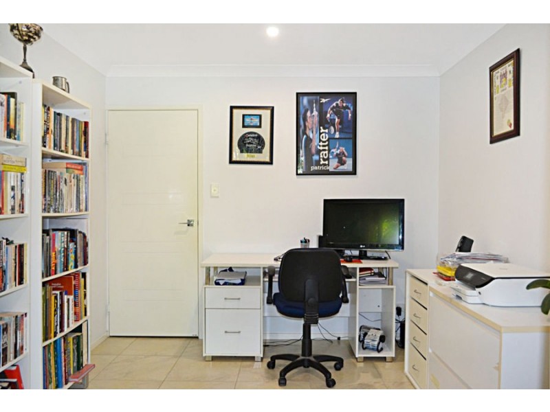 475 Westlake Drive, Riverhills QLD 4074