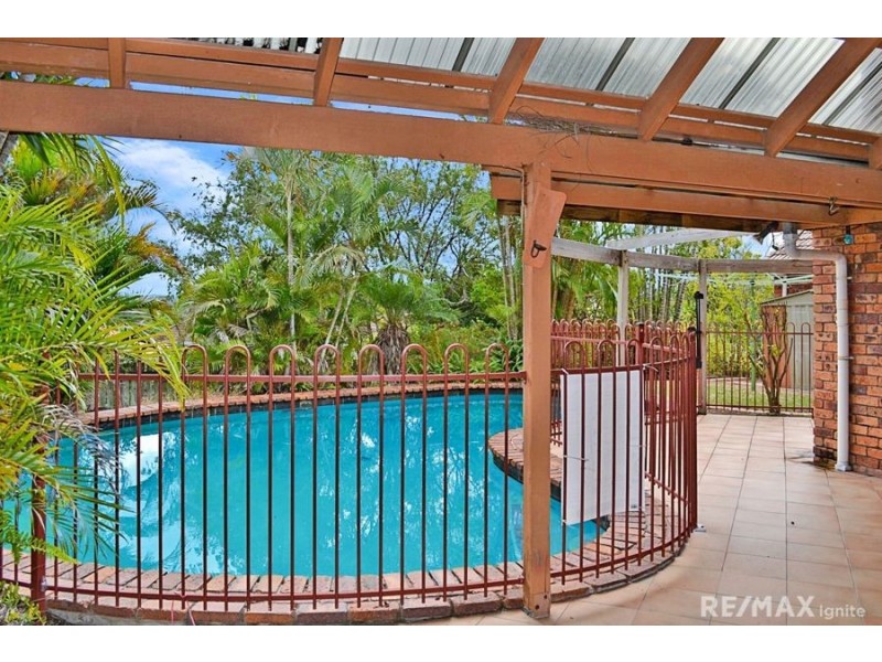 15 Wyara Close, Westlake QLD 4074