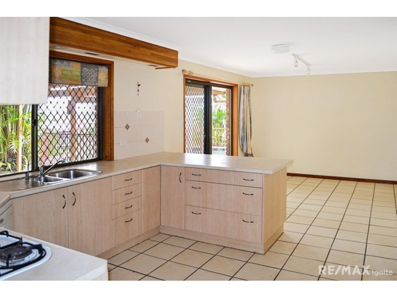 15 Wyara Close, Westlake QLD 4074