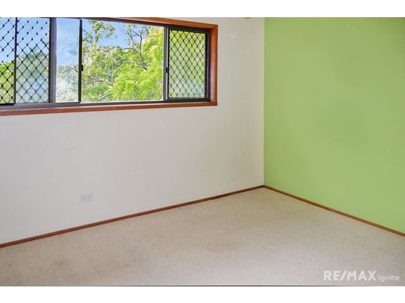 15 Wyara Close, Westlake QLD 4074