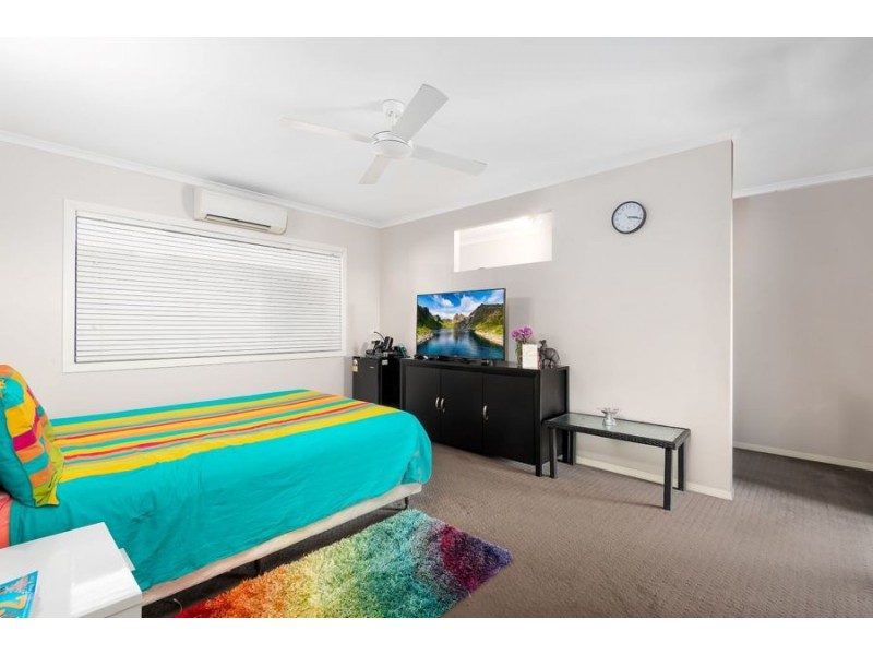104 Fiona Street, Bellbird Park QLD 4300