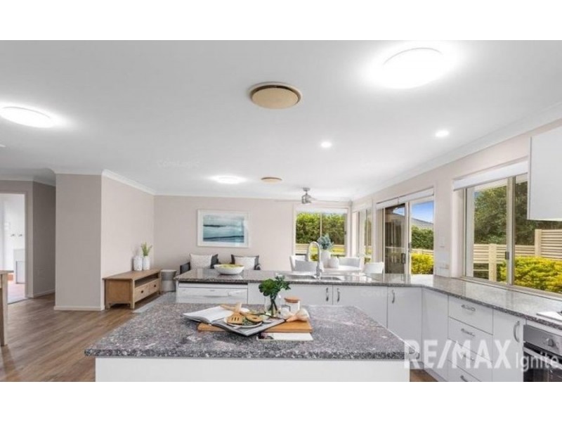 302A Horizon Drive, Westlake QLD 4074