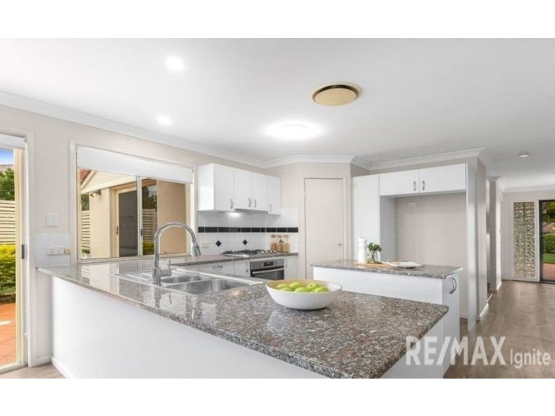 302A Horizon Drive, Westlake QLD 4074
