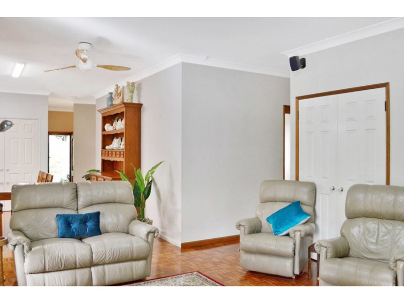 17 LANSDOWNE WAY, Chuwar QLD 4306