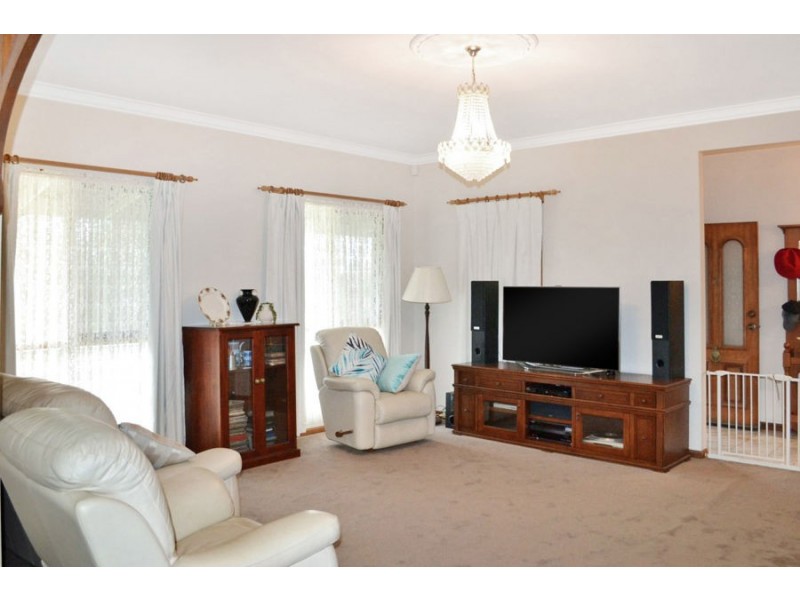 17 LANSDOWNE WAY, Chuwar QLD 4306