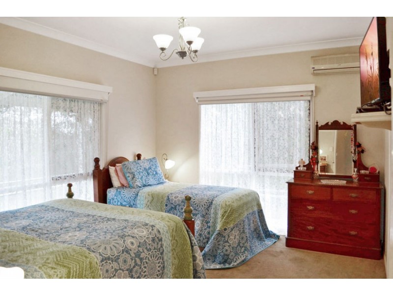 17 LANSDOWNE WAY, Chuwar QLD 4306