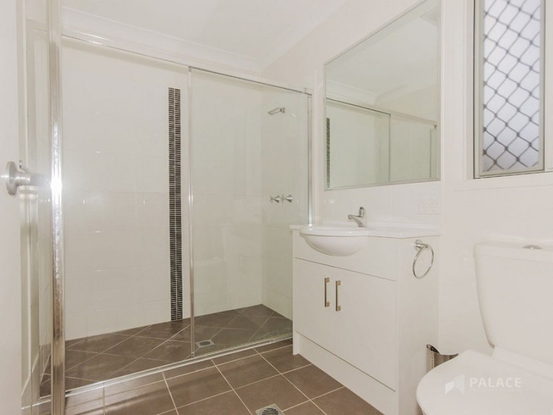 14 KNIGHTSBRIDGE DRIVE, Chuwar QLD 4306