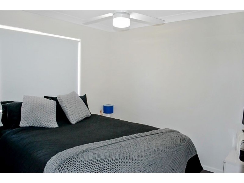 14 KNIGHTSBRIDGE DRIVE, Chuwar QLD 4306