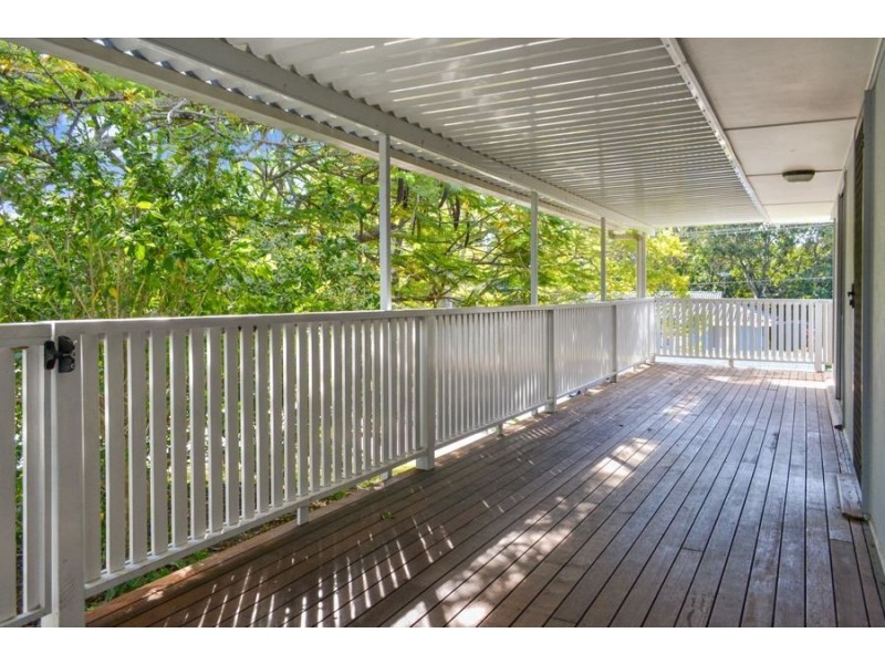 64 Burrendah Road, Jindalee QLD 4074
