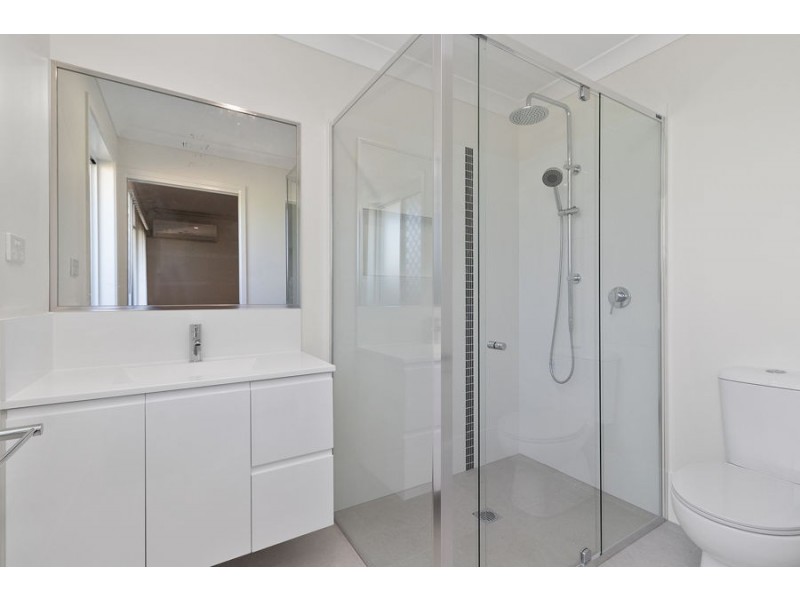 12 Hereford Rd, Greenbank QLD 4124