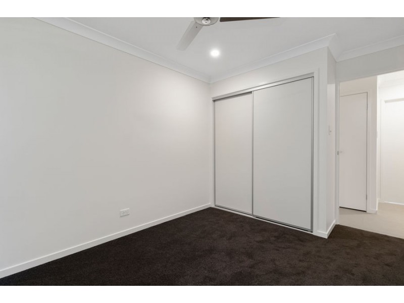 12 Hereford Rd, Greenbank QLD 4124
