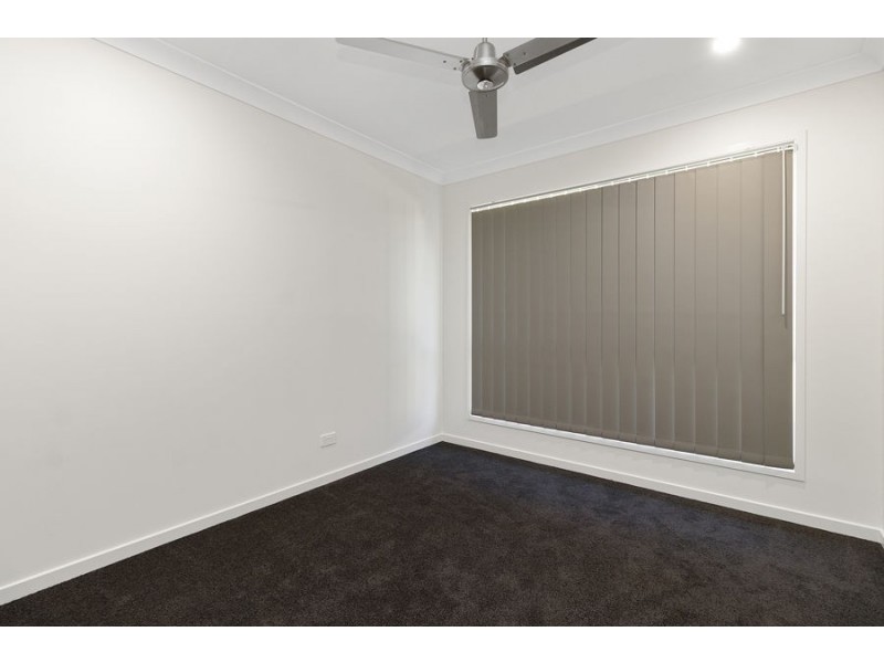 12 Hereford Rd, Greenbank QLD 4124